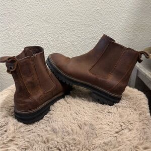 Timberland Brown Suede Chelsea Boot